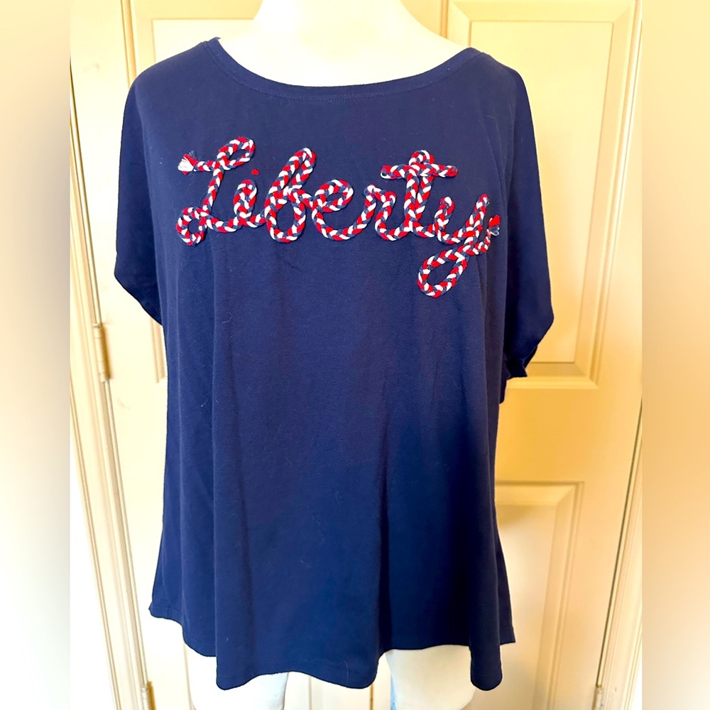 LIBERTY Lane Bryant SS t-shirt sz 18/20 - Patriotic “roped” style